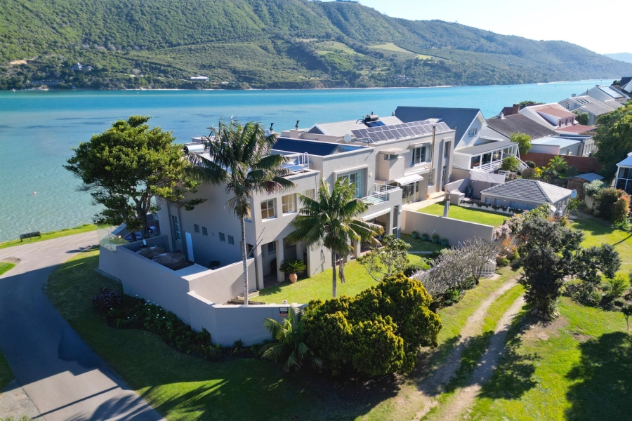 4 Bedroom Property for Sale in Leisure Isle Western Cape